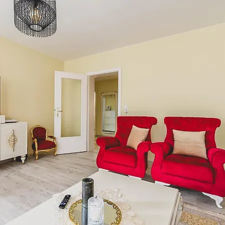 Laatzen 1-3 Bedroom Apartments, 15-20 Min Walk To Exhibition, Free Wifi 아파트