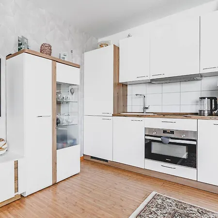 아파트 Laatzen 1-3 Bedroom Apartments, 15-20 Min Walk To Exhibition, Free Wifi 하노버