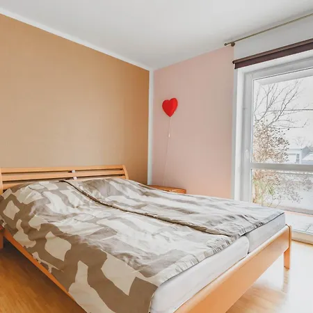 Appartement Laatzen 1-3 Bedroom Apartments, 15-20 Min Walk To Exhibition, Free Wifi Hanovre