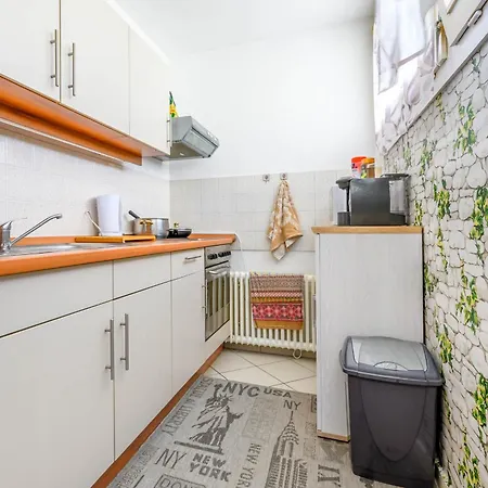 Laatzen 1-3 Bedroom Apartments, 15-20 Min Walk To Exhibition, Free Wifi * Hanovre